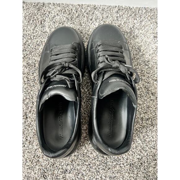 Alexander McQueen oversized black shiny sole men's size 12 - Picture 4 of 8